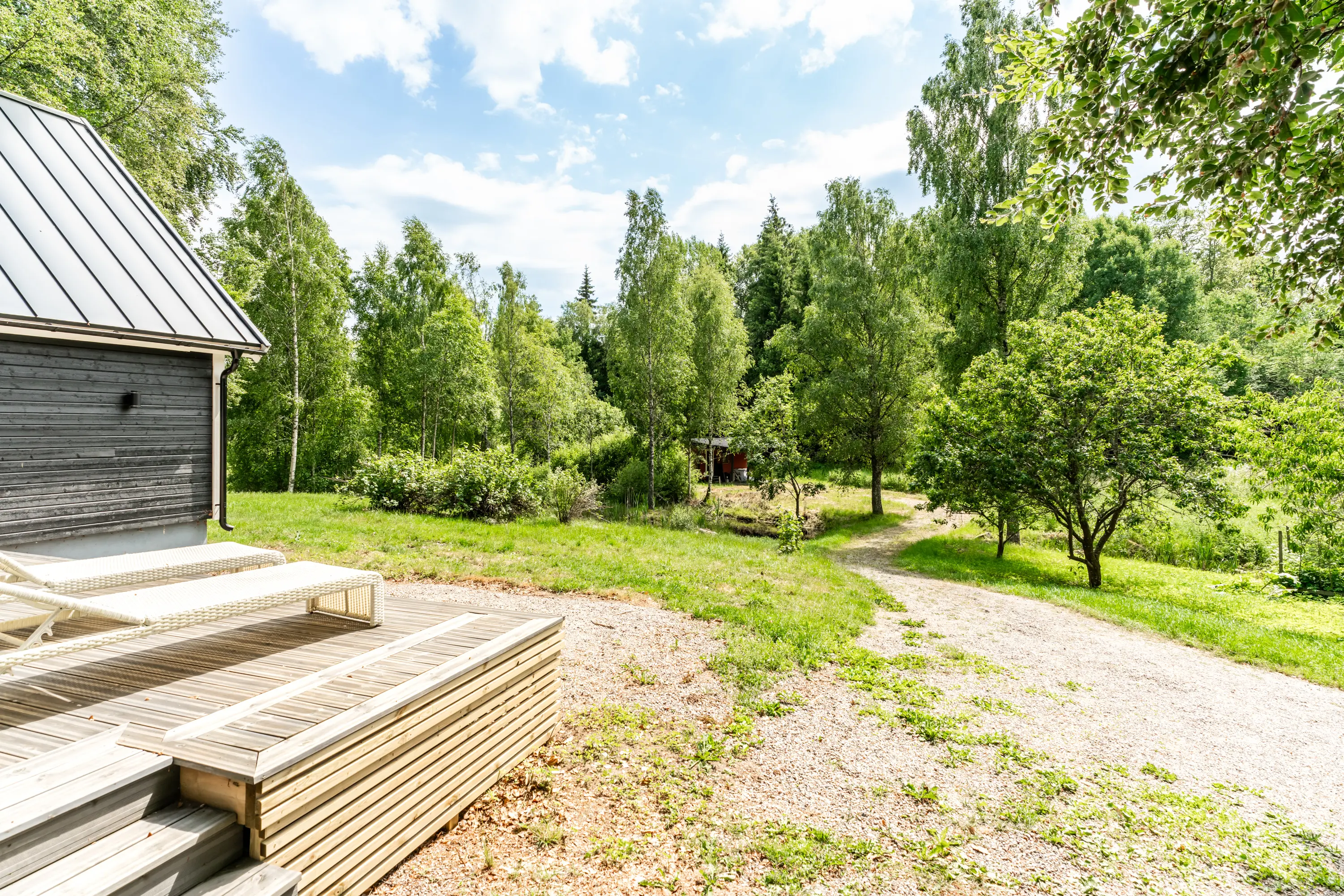 HässlelyckeJaktstugan1,Kalvsvik-24062026-4.jpg 1